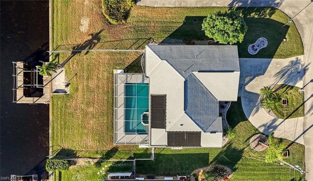 3034 SE 10th PL, Cape Coral, FL 33904