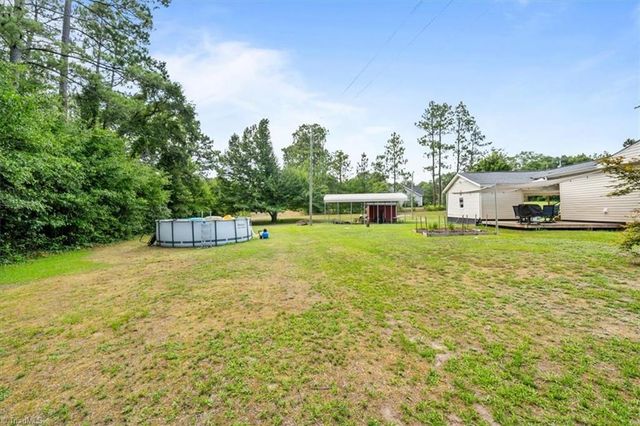 202 Walnut Street, Hamlet, NC 28345