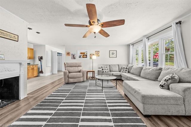 202 Walnut Street, Hamlet, NC 28345