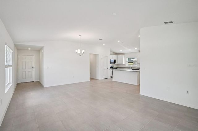 20404 LAVENDER BLOOM LOOP, Mount Dora, FL 32757