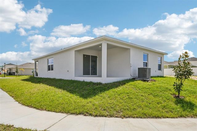 20404 LAVENDER BLOOM LOOP, Mount Dora, FL 32757