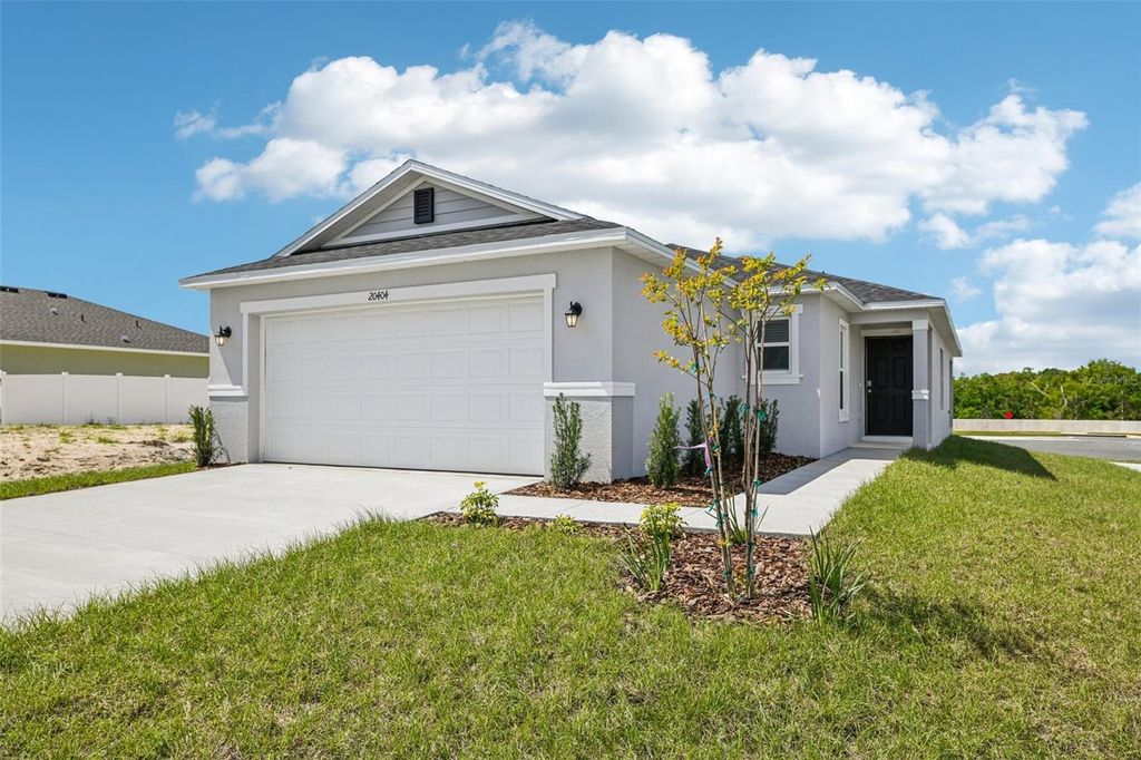 20404 LAVENDER BLOOM LOOP, Mount Dora, FL 32757