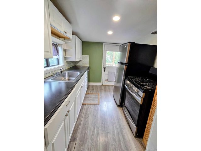 11690 W Pleasant Ave, Lakewood, CO 80401