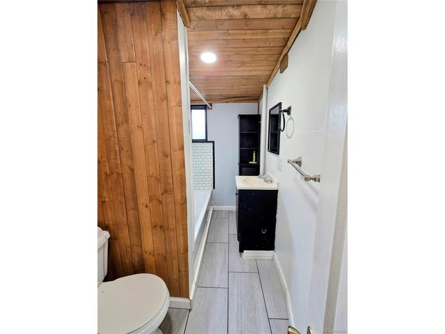11690 W Pleasant Ave, Lakewood, CO 80401