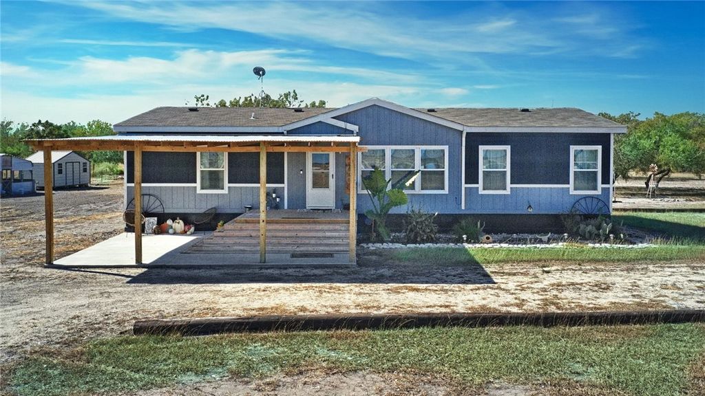 15471 US Highway 181, Sinton, TX 78387