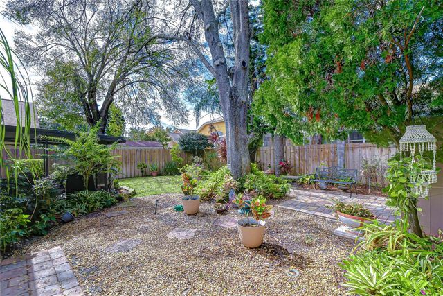 12722 DUNHILL DRIVE, Tampa, FL 33624