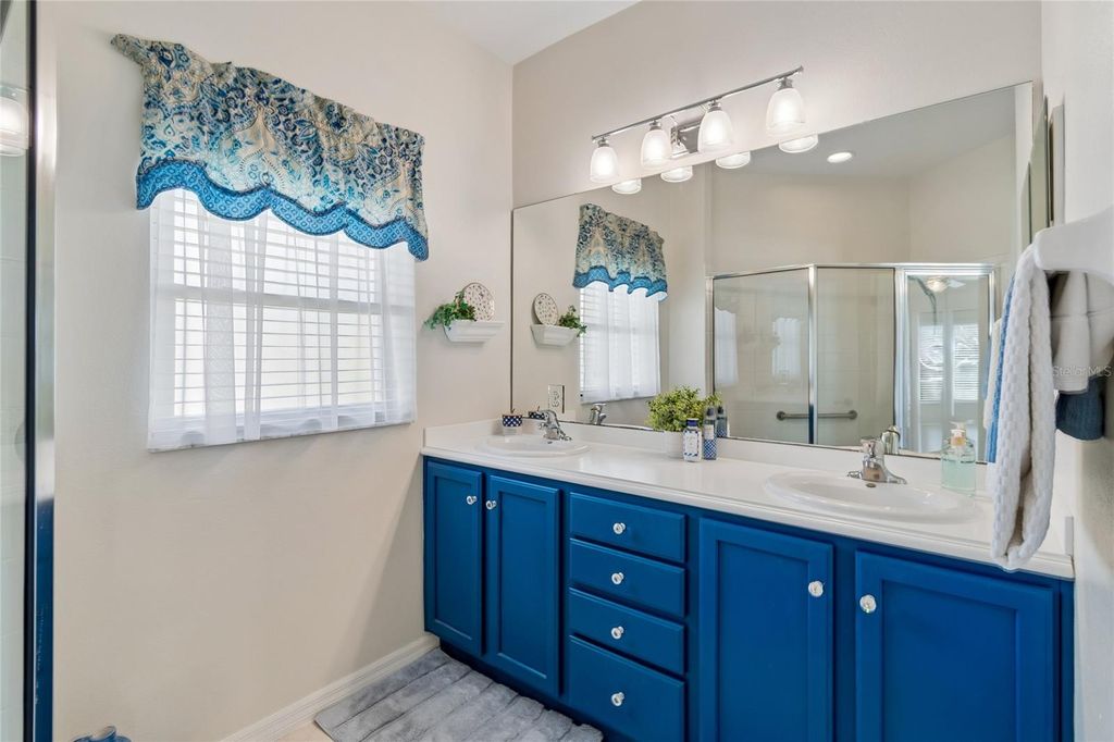 Image 27 of property listing at 177 MARABELLA LOOP, Poinciana, FL 34759