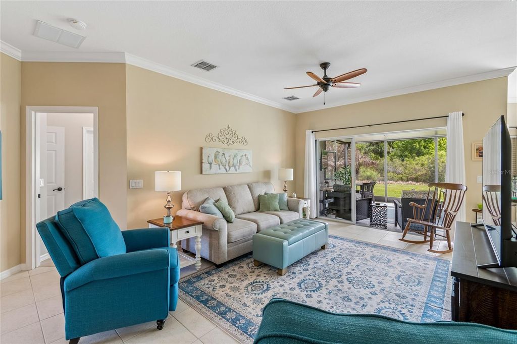 Image 5 of property listing at 177 MARABELLA LOOP, Poinciana, FL 34759
