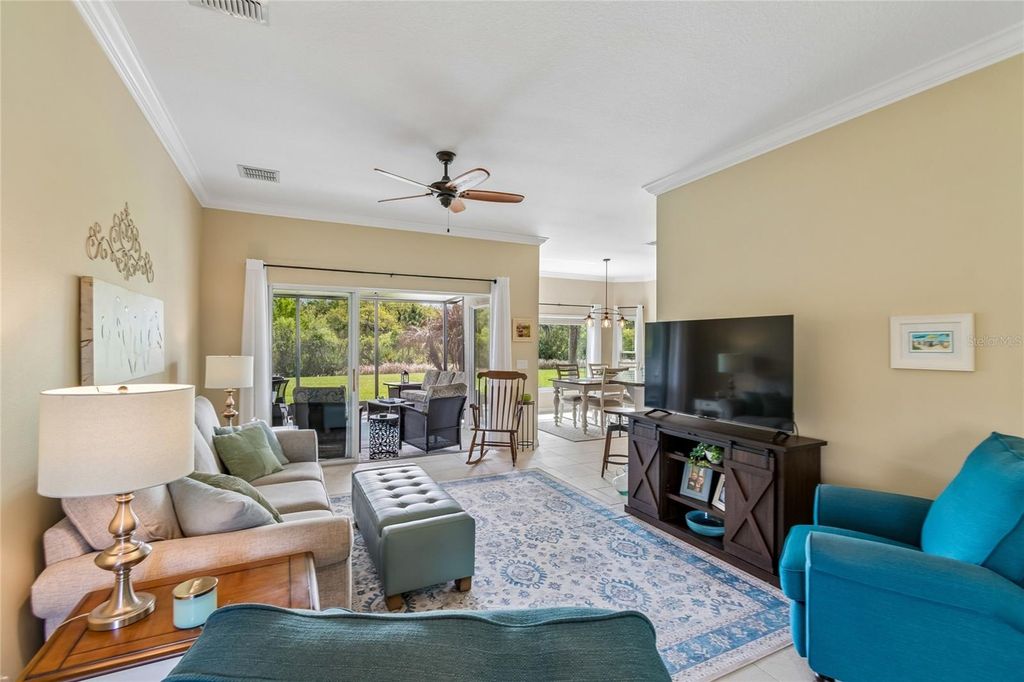 Image 8 of property listing at 177 MARABELLA LOOP, Poinciana, FL 34759