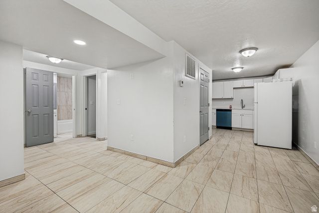 5071 S LEISURE LN, Taylorsville, UT 84129