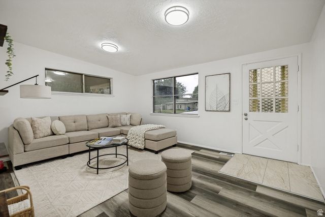 5071 S LEISURE LN, Taylorsville, UT 84129