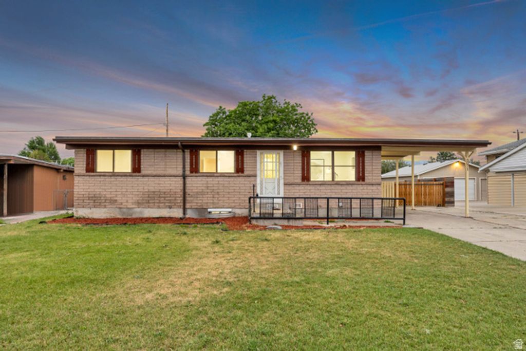 5071 S LEISURE LN, Taylorsville, UT 84129