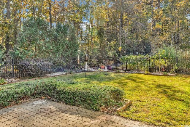 208 Myrtle Grande Dr., Conway, SC 29526