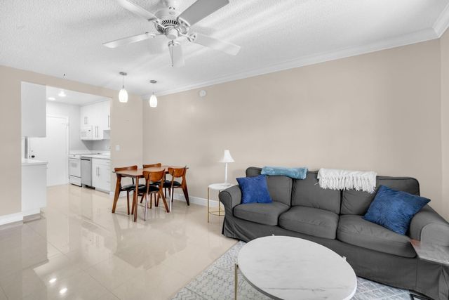 6600 NE 22nd Way 2305, Fort Lauderdale, FL 33308