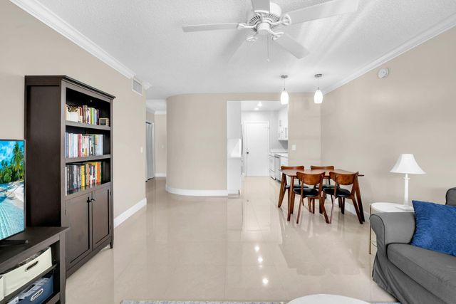 6600 NE 22nd Way 2305, Fort Lauderdale, FL 33308