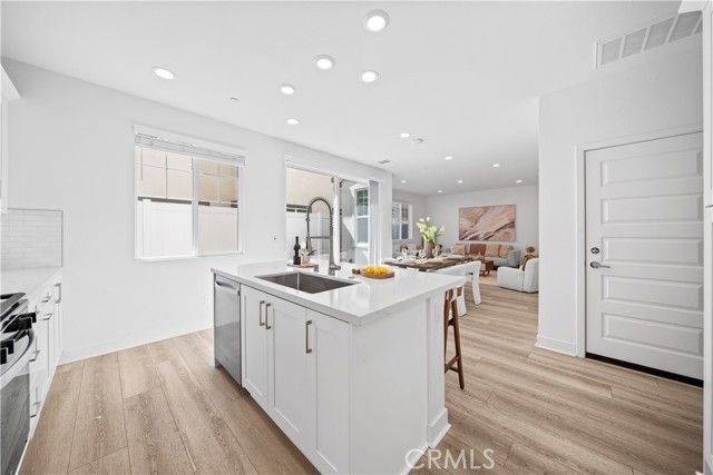 4253 S Heather Privado, Ontario, CA 91761