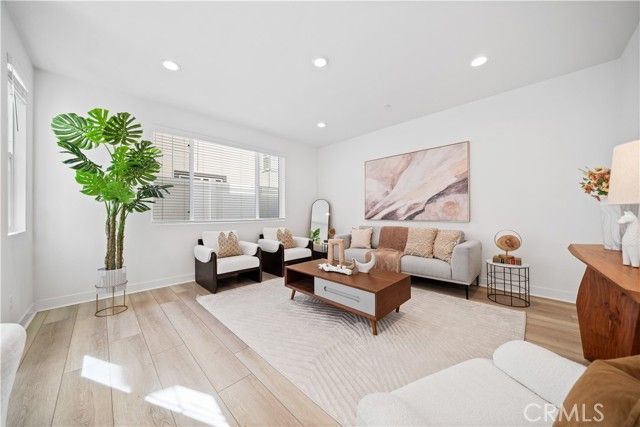 4253 S Heather Privado, Ontario, CA 91761