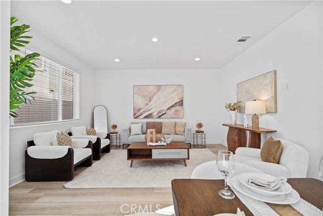 4253 S Heather Privado, Ontario, CA 91761