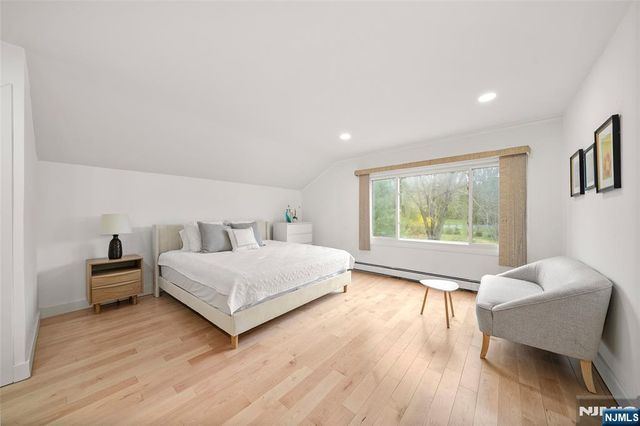 7 Wierimus Lane, Hillsdale, NJ 07642