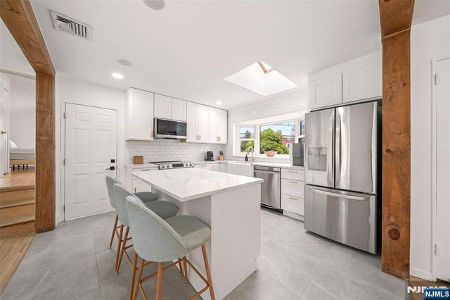 7 Wierimus Lane, Hillsdale, NJ 07642