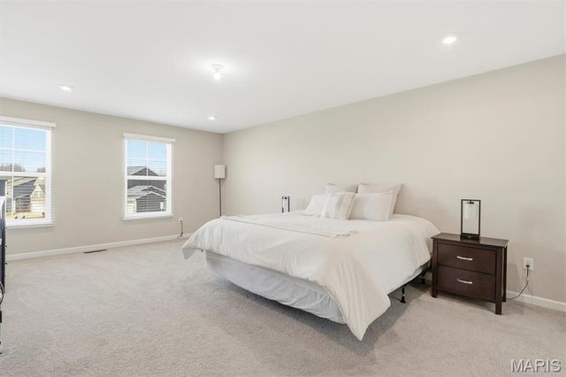 368 Cottage Grove Drive, Wentzville, MO 63385