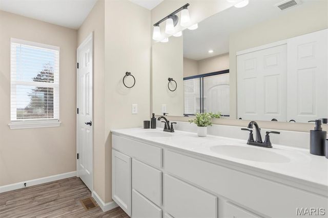 368 Cottage Grove Drive, Wentzville, MO 63385