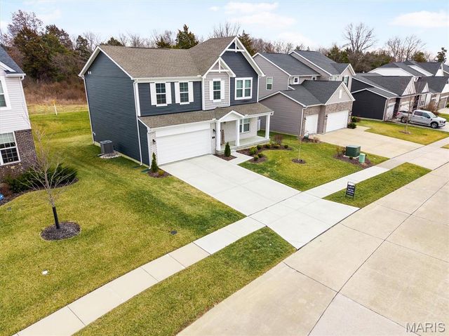 368 Cottage Grove Drive, Wentzville, MO 63385