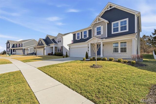 368 Cottage Grove Drive, Wentzville, MO 63385