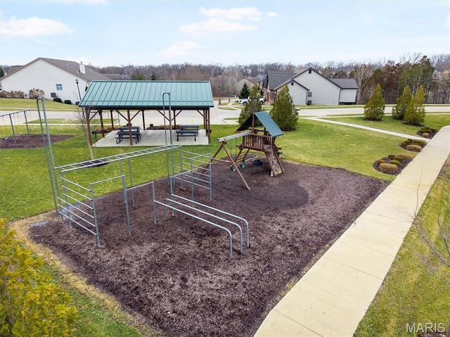 368 Cottage Grove Drive, Wentzville, MO 63385