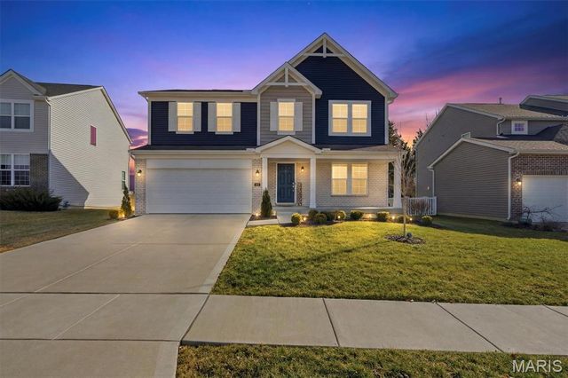 368 Cottage Grove Drive, Wentzville, MO 63385
