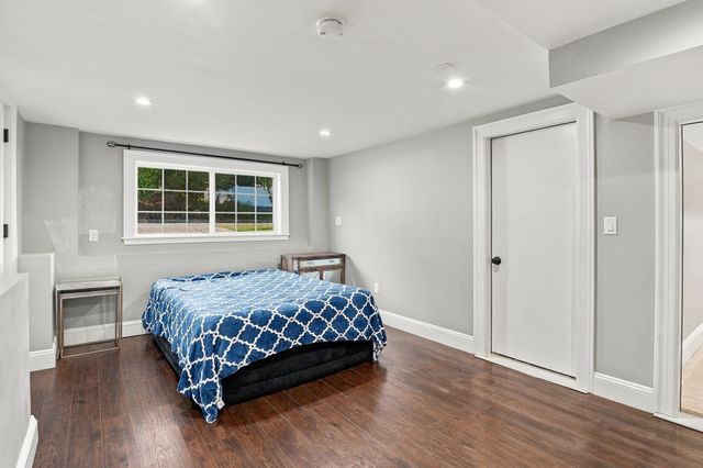 159 Mishawum Road, Woburn, MA 01801