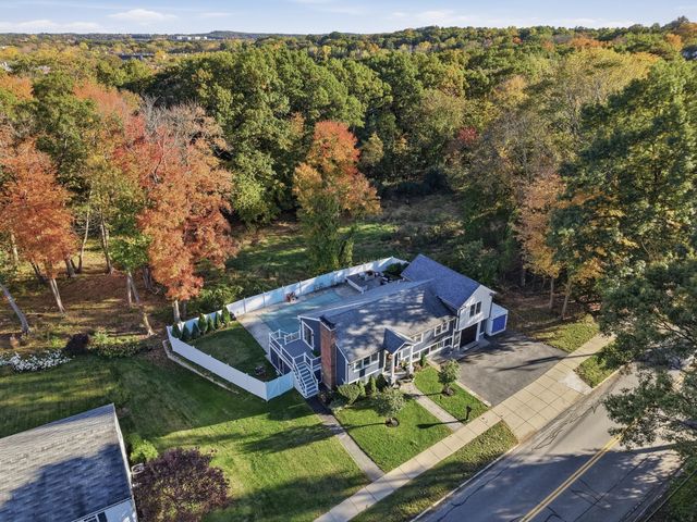 159 Mishawum Road, Woburn, MA 01801