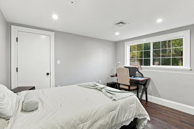 159 Mishawum Road, Woburn, MA 01801