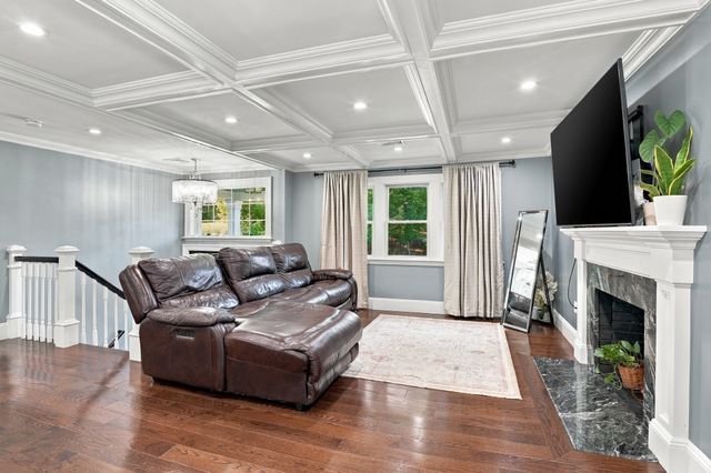 159 Mishawum Road, Woburn, MA 01801