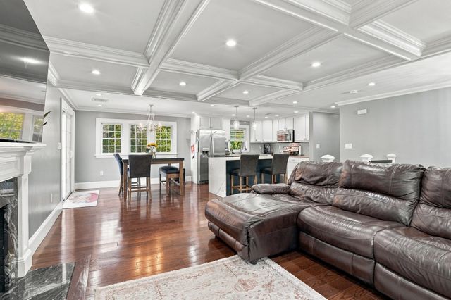 159 Mishawum Road, Woburn, MA 01801