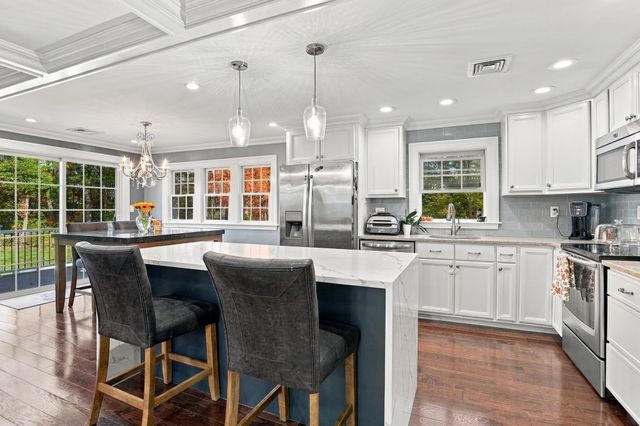 159 Mishawum Road, Woburn, MA 01801