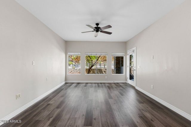 5450 E DEER VALLEY Drive 1015, Phoenix, AZ 85054