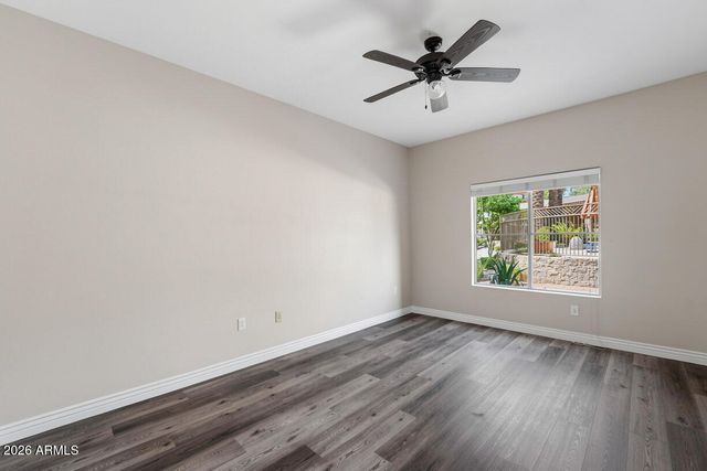 5450 E DEER VALLEY Drive 1015, Phoenix, AZ 85054
