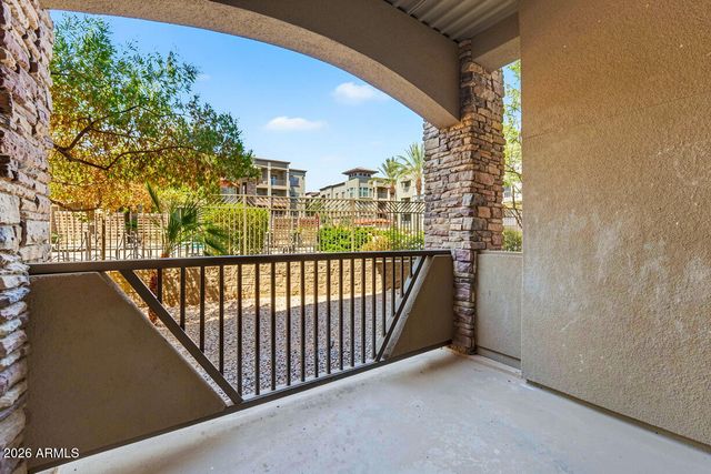 5450 E DEER VALLEY Drive 1015, Phoenix, AZ 85054