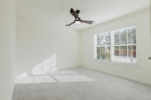 11920 Emerald Springs LN, Manor, TX 78653