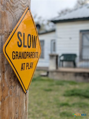 602 Andrews Street, Gatesville, TX 76528