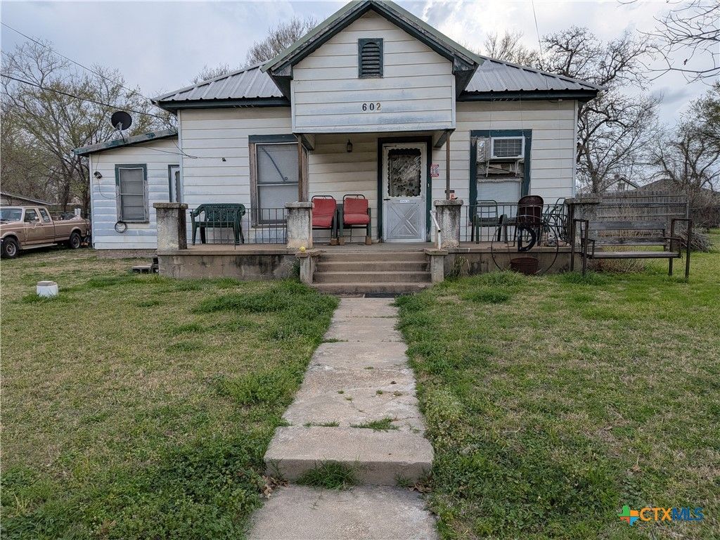 602 Andrews Street, Gatesville, TX 76528