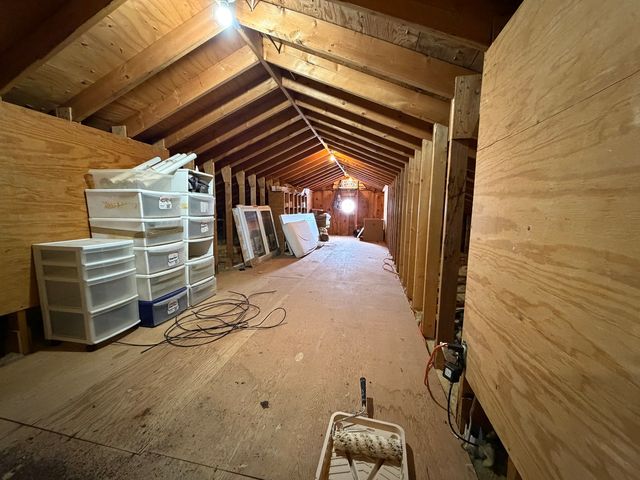 2276 Cross Street, Freeport, IL 61032