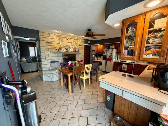 2276 Cross Street, Freeport, IL 61032