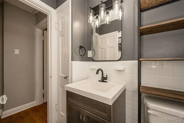 8719 White Avenue, Brentwood, MO 63144