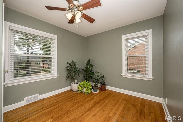 8719 White Avenue, Brentwood, MO 63144