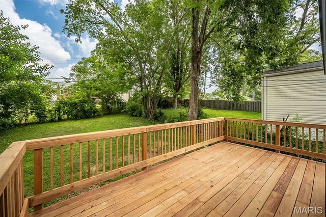 8719 White Avenue, Brentwood, MO 63144