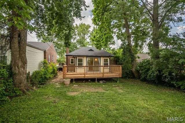 8719 White Avenue, Brentwood, MO 63144