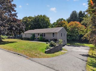 12 Sunset Avenue, Derry, NH 03038