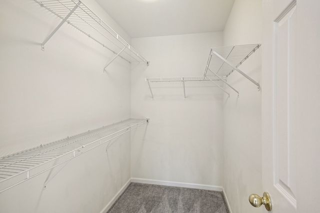 615 GROSSE POINTE Circle 12-7, Vernon Hills, IL 60061